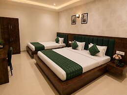 Hotel Hari Kripa Dham Near Prem Mandir Vrindavan