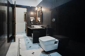 Hotel Dev Garh