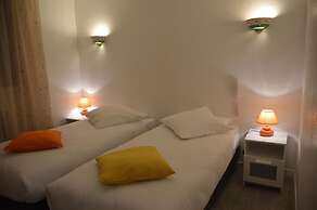 HOTEL LE CASTELET