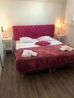 HOTEL LE CASTELET