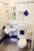HOTEL LE CASTELET