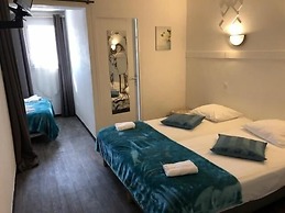 HOTEL LE CASTELET