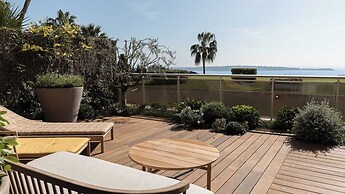 Luxury apt With Terrace - 2bd/4p - sea View Cannes