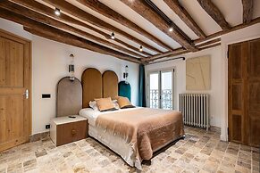 Elegance & Charm in Duplex 3br/8p - Heart 'marais'