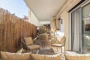 Charming Apartment With Large Terrace