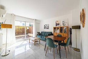 Charming Apartment With Large Terrace