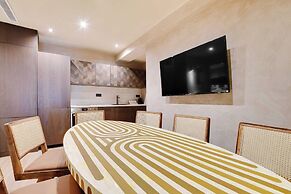 Elegance and Refinement for 10 - Montorgueil