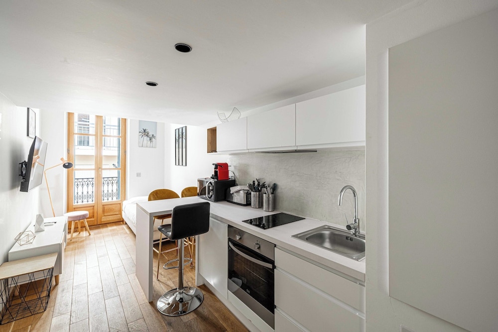 Bright Duplex - Cannes Center