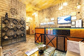 MELISA SUIT RESIDENCE