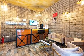 MELISA SUIT RESIDENCE