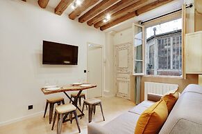 Authentic Apartment - 1br/4p - Le Marais