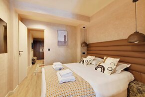 Exceptional 2br/6p Apartment - Caire / Montorgueil