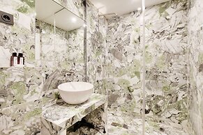 Parisian Luxury & Charm With A/C - St Germain