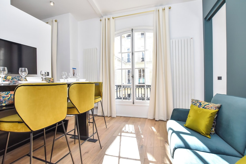 Luxurious Apartment - 6P- Madeleine/st Honore - 2D