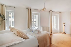 Magnificent Flat Near Bourse