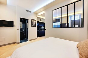 Elegant Home Close to the Eiffel Tower