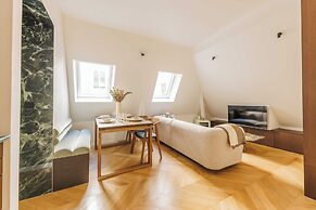 Classy Apartment St Honore - Louvre