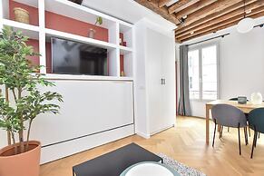 Authentic Apartment - 1br/4p - Marais/republique