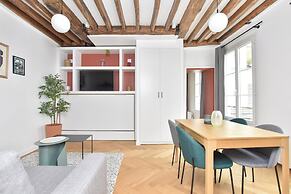 Authentic Apartment - 1br/4p - Marais/republique