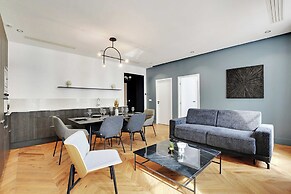 Stunning Apartment - 2br/6p - Madeleine