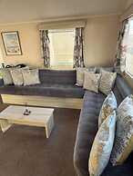 Caravan Emma 2 Bed Robin Hood