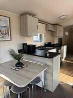 Caravan Emma 2 Bed Robin Hood