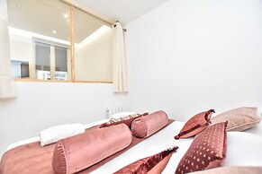 Amazing Apartment - Le Marais