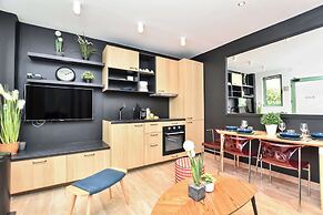 Cosy Apartment for 10 People