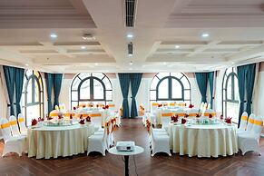 Belliss Hotel And Spa