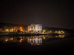 Belliss Hotel And Spa