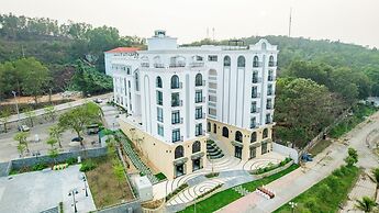 Belliss Hotel And Spa
