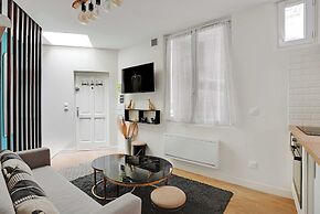 Cosy Apartment With 2 Rooms in Marais