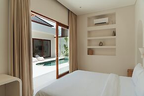 Villa Sari 2 by Alfred in Bali