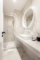 Magnificent Apartment - 3br/ 8P - Europe