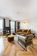 Magnificent Apartment - 3br/ 8P - Europe