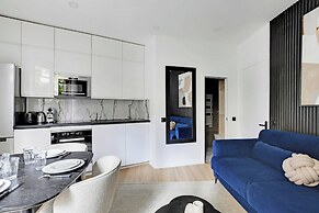Magnificent 2bd/4p Apartment - Eiffel Tower