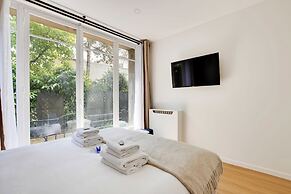 Magnificent 2bd/4p Apartment - Eiffel Tower