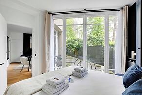 Magnificent 2bd/4p Apartment - Eiffel Tower
