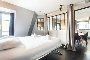 Authentic Apartment - 2br/6p - Tour Eiffel View