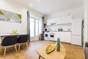 Comfortable Apartment -1br/4p- La Roquette