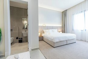 Amber Hospitality - Al Rawdah