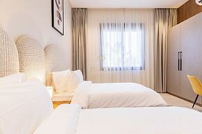 Amber Hospitality - Al Rawdah