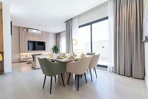 Amber Hospitality - Al Rawdah