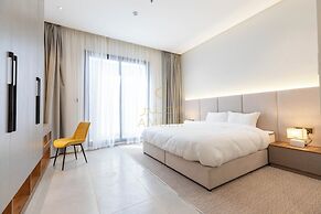 Amber Hospitality - Al Rawdah