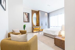 Amber Hospitality - Al Rawdah