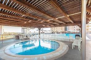 Neve David Hotel