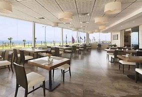 Neve David Hotel