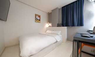 Hotel Nine