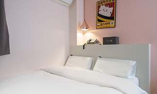 Hotel Nine