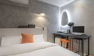 Hotel Nine